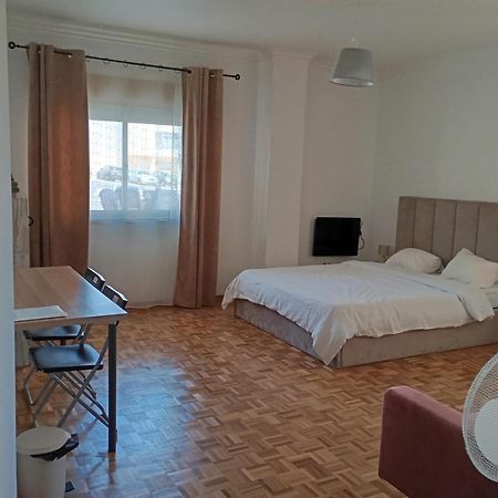 Rooms 10 Mins Walk From Train Station! Agualva-Cacem 외부 사진