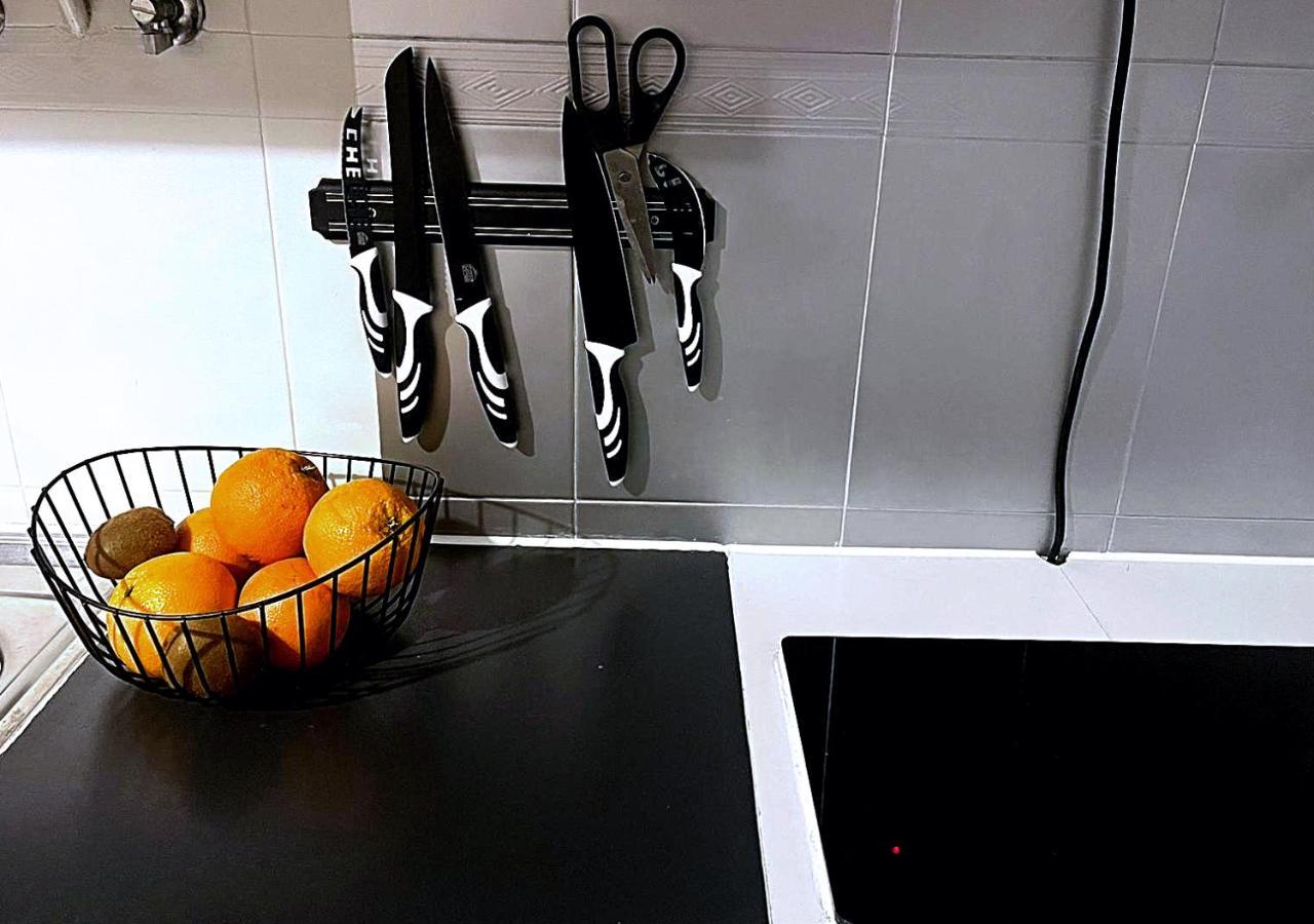 Rooms 10 Mins Walk From Train Station! Agualva-Cacem 외부 사진