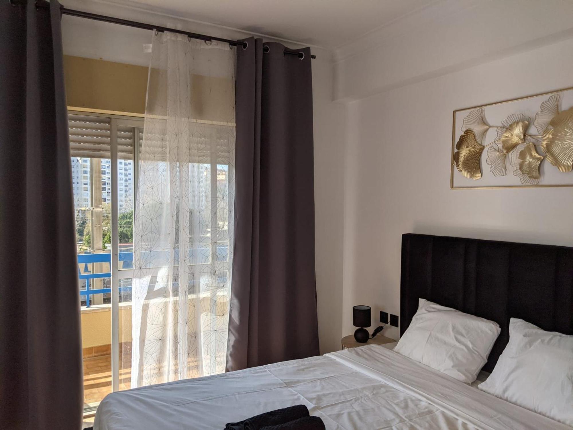 Rooms 10 Mins Walk From Train Station! Agualva-Cacem 외부 사진