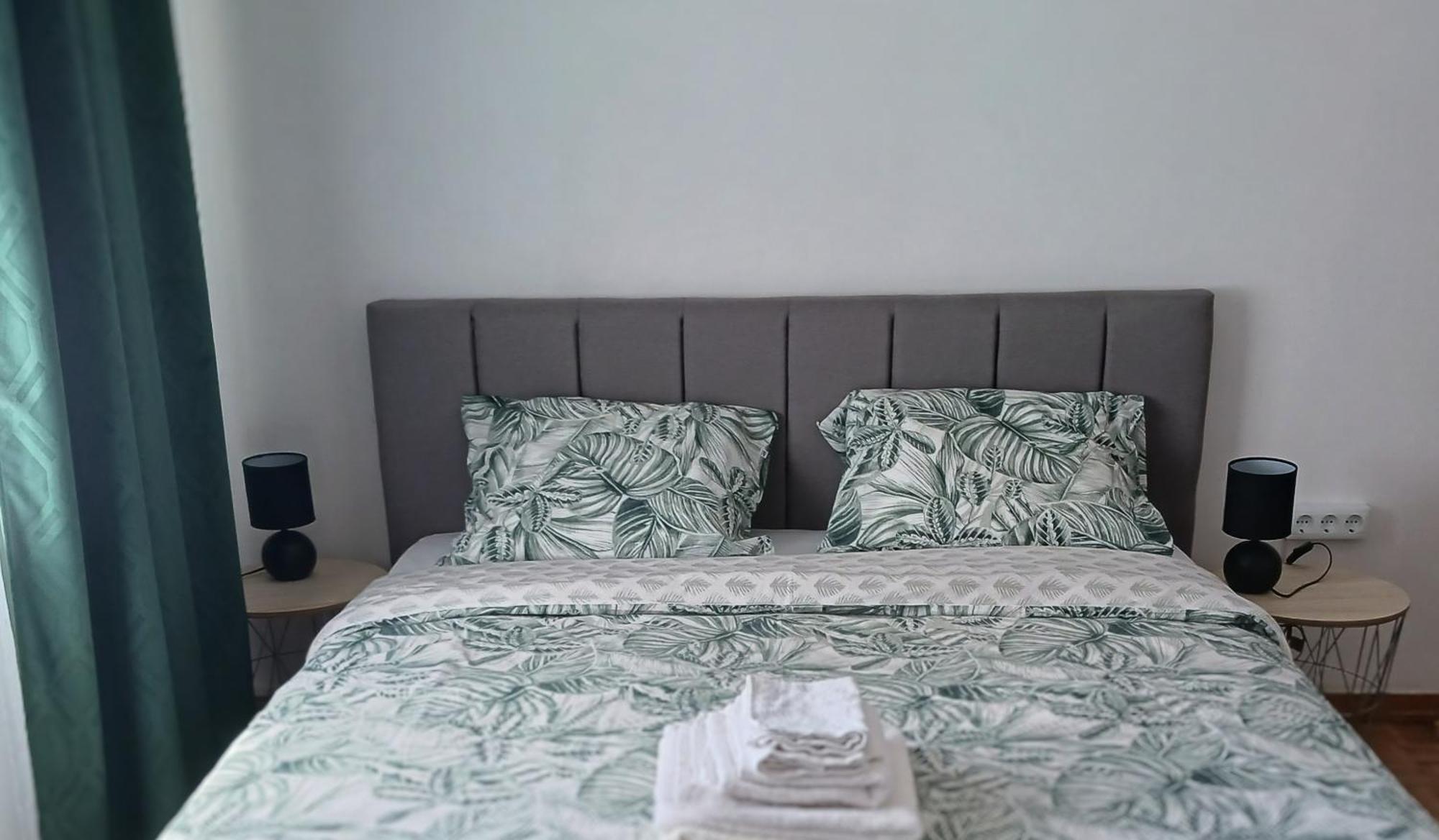 Rooms 10 Mins Walk From Train Station! Agualva-Cacem 외부 사진