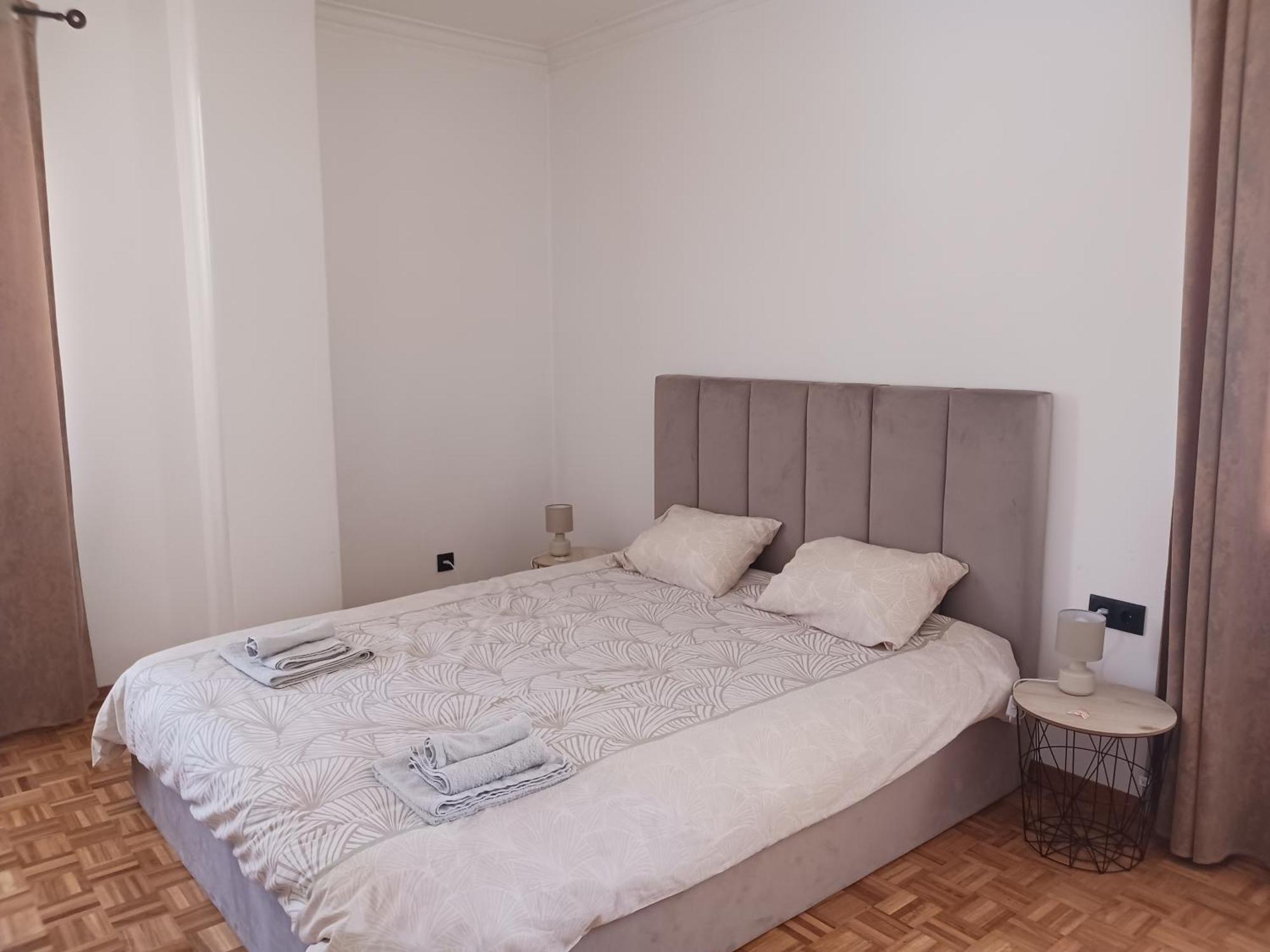 Rooms 10 Mins Walk From Train Station! Agualva-Cacem 외부 사진